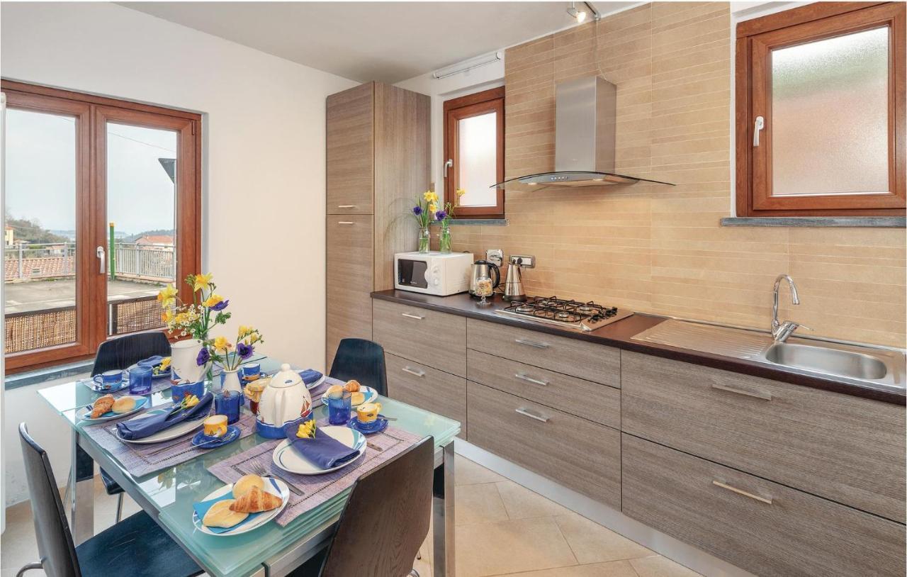 Beautiful Apartment In Pitelli -Sp- With Kitchen لا سبيتسْيا المظهر الخارجي الصورة
